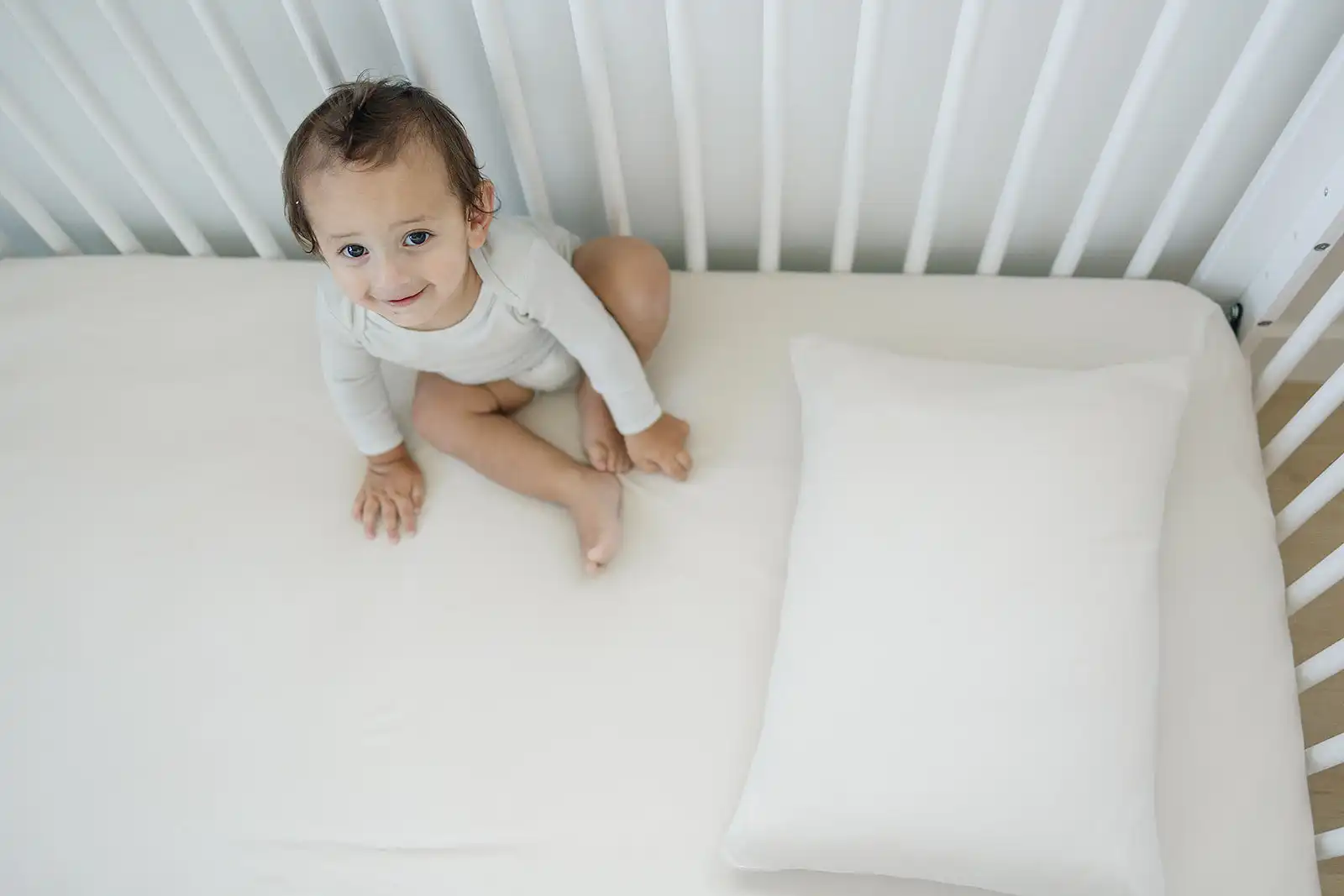 Alternative view of Ecolino® Crib Sheet, 100% Organic Cotton, Oat