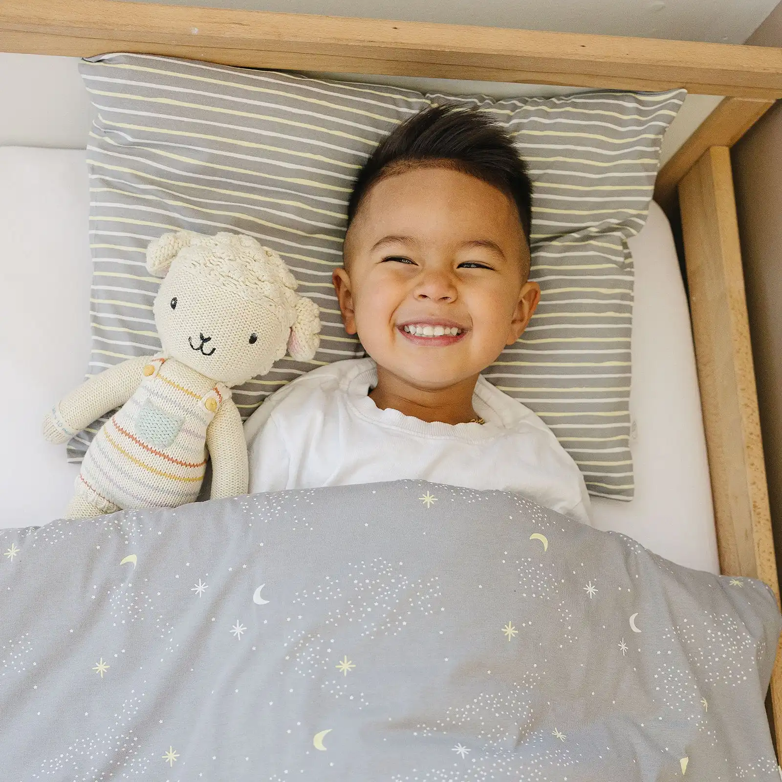 Alternative view of Ecolino® Duvet Cover, 100% Organic Cotton, Crib or Toddler, Milky Way