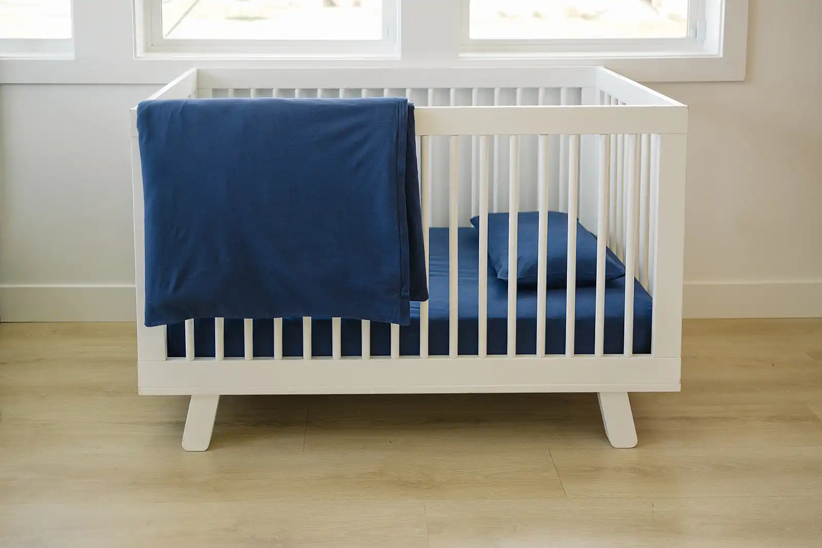 Alternative view of Ecolino® Crib Sheet, 100% Organic Cotton, Navy Blue