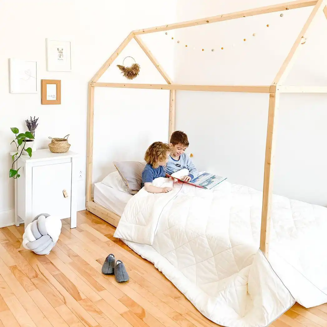 Alternative view of Wool Comforter, Crib or Toddler
